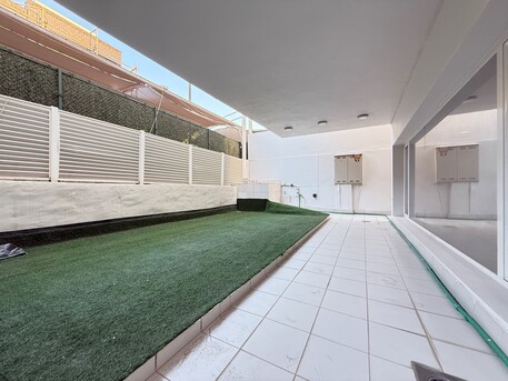 Kuwait City, Apartments/Houses, KWD 1500/month,  4 BR,  Siddeeq &ndash; Four Bedroom Duplex W/yard And Private Swimming Pool