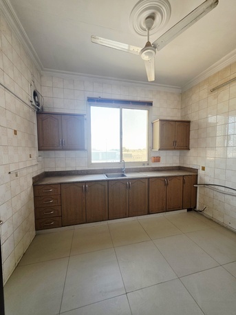 Umm Al Hassam, Apartments/Houses, BHD 300/month,  2 BR,  -Spacious Semi Furnished 2 BHK Flat With Ewa, Parking, Gym & Pool @300/BD In Um Al Assam
