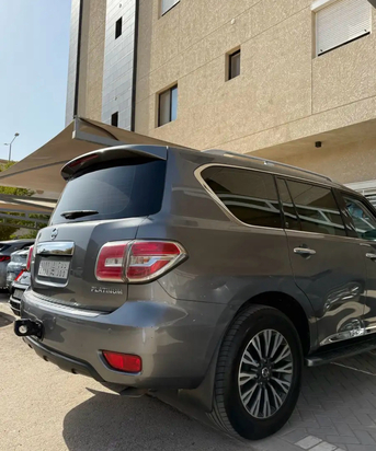 Jubail, Vehicles, Cars & Trucks , SAR 100000,  Nissan Patrol,  2016,  Automatic,  195000 KM,  Full Option Platinuim V8