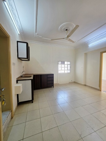 Hoora, Apartments/Houses, BHD 180/month,  1 BR,  -Very Neet & Clean Semi Furnished 1 BHK Flat With Unlimited Ewa @180/BD In Hoora