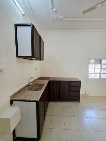 Hoora, Apartments/Houses, BHD 180/month,  1 BR,  -Very Neet & Clean Semi Furnished 1 BHK Flat With Unlimited Ewa @180/BD In Hoora