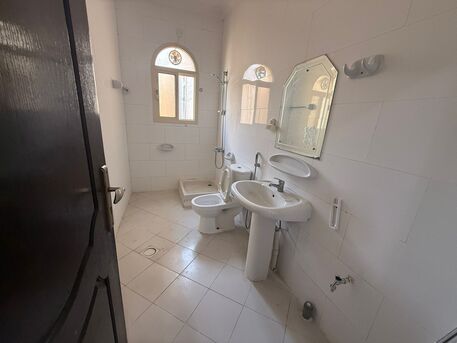 Muharraq, Apartments/Houses, BHD 180/month,  3 BR,  Flat For Rent In Muharraq Without EWA