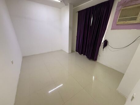Umm Al Hassam, Apartments/Houses, BHD 220/month,  2 BR,  Flat For Rent In Umm Al Hassam With EWA , Unlimited