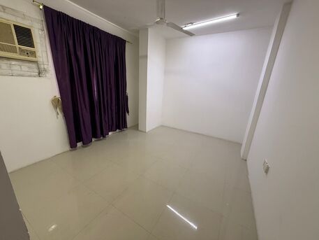 Umm Al Hassam, Apartments/Houses, BHD 220/month,  2 BR,  Flat For Rent In Umm Al Hassam With EWA , Unlimited