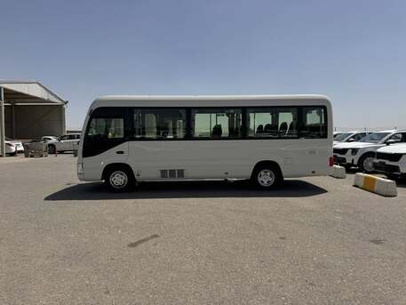 Cairo, Automotive, إيجار ميني باص تويوتا كوستر 24 راكباً لرحلات 