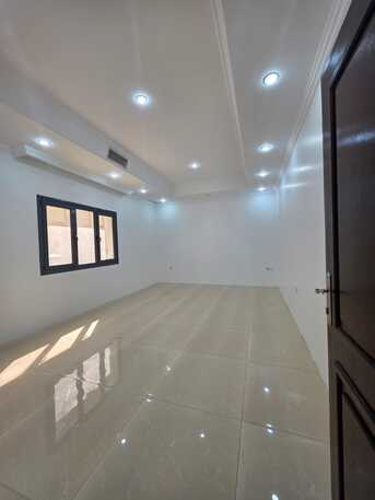 Kuwait City, Apartments/Houses, KWD 1300/month,  4 BR,  Luxury In The Upscale