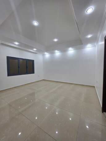 Kuwait City, Apartments/Houses, KWD 1300/month,  4 BR,  Luxury In The Upscale
