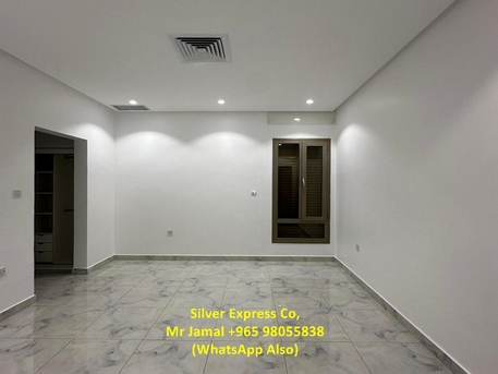 Mubarak Al-Kabeer, Apartments/Houses, KWD 800/month,  4 BR,  500 Sq. Meter,  500mtr 4 Master Bedroom Floor For Rent In Abu Fatira.