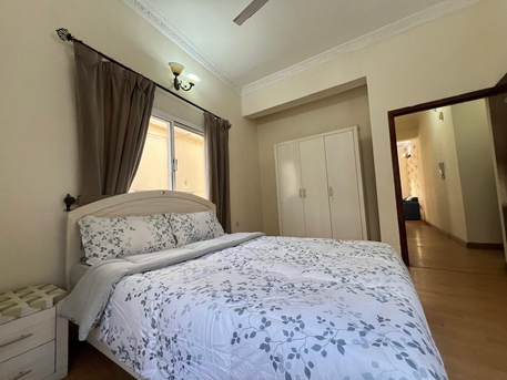 Mahooz, Apartments/Houses, BHD 230/year,  Furnished,  1 BR,  EXCELLENT 1BHK WITH BALCONY CLOSED KITCHEN READY TO MOVE  FURNISHED FLAT CLOSE TO HIGHWAY
