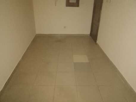  , BHD 210/month,  2 BR,  110 Sq. Meter,  2 Bhk Unfurnished Flat With Ewa In Gudaibiya Call Aleena, 2