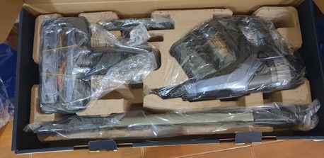 Al Sulaymaniyyah, Appliances, SAR 900,  Half Price - New Philips Cordless Vacuum Cleaner