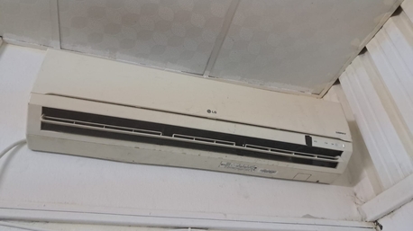 Al Yarmouk, Air Conditioners, SAR 1,  1 Ton & 3 Ton Split Air Conditioners - Excellent Cooling & Perfect Condition