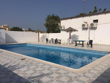 Manama, Apartments/Houses, BHD 250/month,  3 BR,  Semi Furnished Flats For Rent !