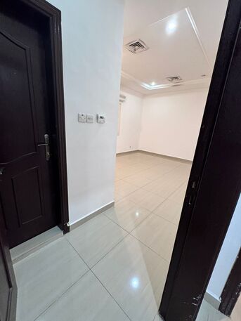 Kuwait City, Apartments/Houses, KWD 430/month,  3 BR,  Spacious Apartment For Rent In Salwa (3 Rooms)