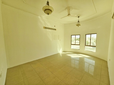 Jidhafs, Apartments/Houses, BHD 190/month,  2 BR,  80 Sq. Meter,  2BHK Apartment For Family Only In Jidhafs Prime Location