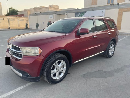 Riyadh, Vehicles, Cars & Trucks , SAR 30000,  Dodge Durango,  2013,  Automatic,  170971 KM,   Crew V8  Full Options