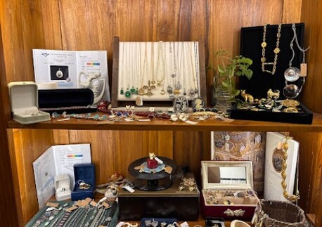 Singapore, Business, Best Vintage Jewellery In Katong