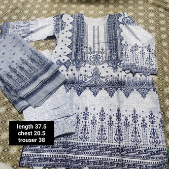 Jubail, Mobile Phones, SAR 50,  2 Girls Embroidered Suit In Just 50