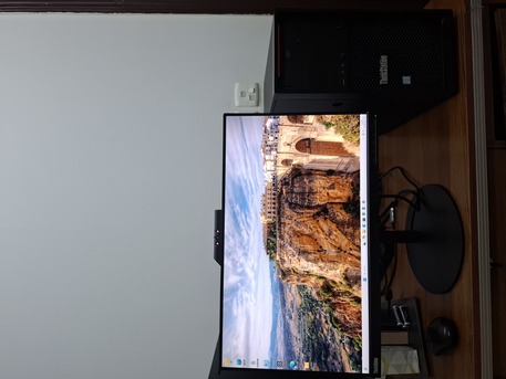 Riyadh, Computers, SAR 3500,  Lenovo ThinkStation P520c Workstation For Sale