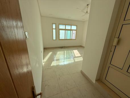 Busaiteen, Apartments/Houses, BHD 160/month,  2 BR,  Flat For Rent In Busaiteen Without EWA