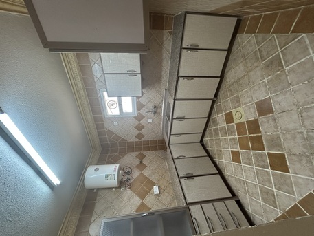 Paris, Apartments, Flats, Houses & Villas, SAR 45000/year,  3 BR,  Apartment For Rent In The Wzrat District, Near The Marriott Hotel.  المالك/العميل :