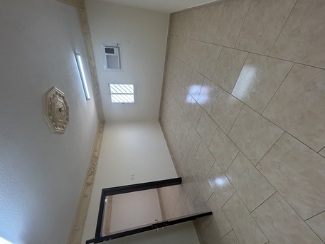 Paris, Apartments, Flats, Houses & Villas, SAR 45000/year,  3 BR,  Apartment For Rent In The Wzrat District, Near The Marriott Hotel.  المالك/العميل :