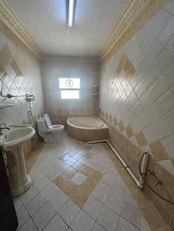 Paris, Apartments, Flats, Houses & Villas, SAR 45000/year,  3 BR,  Apartment For Rent In The Wazarat District, Near The Marriott Hotel