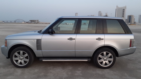 Juffair, Vehicles, Cars & Trucks , BHD 1950,  Land Rover Range Rover,  2007,  Automatic,  200 KM,  Range Rover V8 SuperCharged Perfect Condition