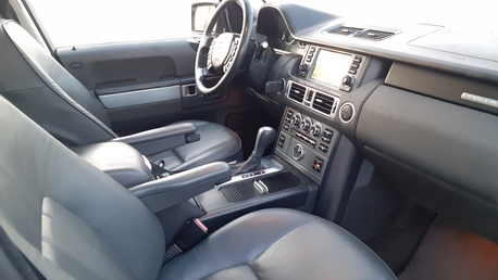 Juffair, Vehicles, Cars & Trucks , BHD 1950,  Land Rover Range Rover,  2007,  Automatic,  200 KM,  Range Rover V8 SuperCharged Perfect Condition