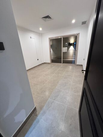 Kuwait City, Apartments/Houses, KWD 1200/month,  4 BR,  Duplex For Rent In Jabriya