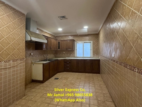 Kuwait City, Apartments/Houses, KWD 500/month,  3 BR,  100 Sq. Meter,  3 Bedroom Apartment With Sharing Garden For Rent In Mangaf.