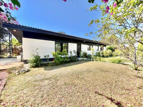 Budaiya, Villas, BHD 400,  290 Sq. Meter,  Cozy Villa With Private Garden | Budaiya