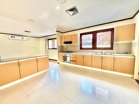 Budaiya, Villas, BHD 400,  290 Sq. Meter,  Cozy Villa With Private Garden | Budaiya