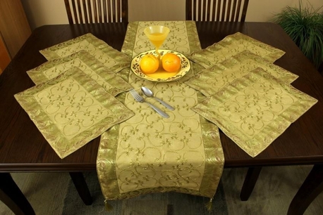 Jeddah, Clothing & Accessories, SAR 50,  We Are Selling Table Cloths In A Bulk Quantity