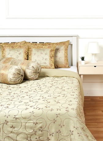 Jeddah, Clothing & Accessories, SAR 50,  We Are Selling Table Cloths In A Bulk Quantity