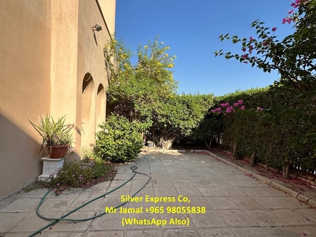 Mubarak Al-Kabeer, Apartments/Houses, KWD 1000/month,  3 BR,  300 Sq. Meter,  Private Compound Villa With Sharing Swimming Pool In Messila.