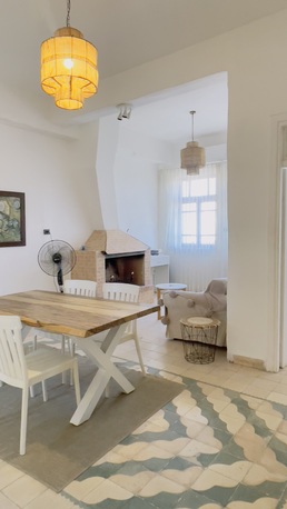 Amman, Apartments/Houses, Furnished,  2 BR,  100 Sq. Meter,  :✨ 2-Bedroom Apartment For Rent In Jabal Amman &ndash; Rainbow Street ✨ With A Lovel