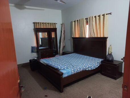 Karachi, Apartments/Houses, 6 BR,  400 Sq. Meter,  400 SQ Yard 3 Story House In Block 13 Federal B Area Karachi