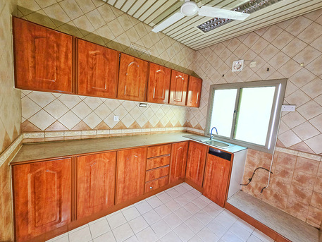 Sanabis, Offices, BHD 200,  120 Sq. Meter,  3BHK Office For Rent In Sanabis