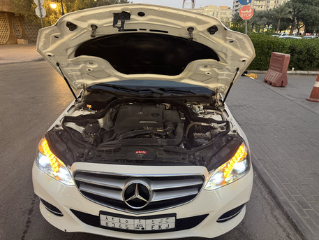 Riyadh, Vehicles, Cars & Trucks , SAR 71000,  Mercedes-Benz E200 2016,  2016,  Automatic,  178000 KM,   (W212) &ndash; Excellent Condition | GCC Specs | Turbo | Panoramic Roof