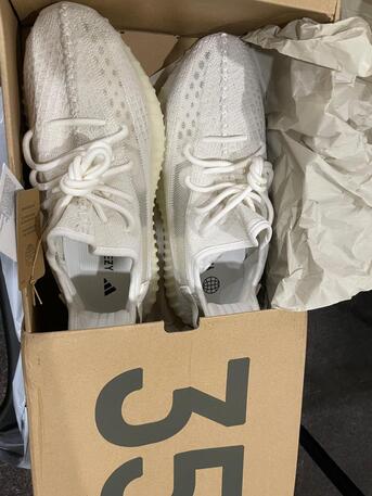 Riyadh, Clothing & Accessories, SAR 950,  Adidas Yeezy 350 V2 (Bone White Color)