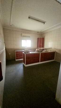 Zinj, Apartments/Houses, BHD 300/month,  3 BR,  3 Bedroom Unfurnished Flat For Rent Without Ewa