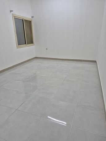 Hidd, Apartments/Houses, BHD 180/year,  2 BR,  Flat For Rent In Hidd