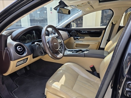 Manama, Vehicles, Cars & Trucks , BHD 1,  Jaguar XJ Series,  2014,  Automatic,  84000 KM,  JAGUAR XJL