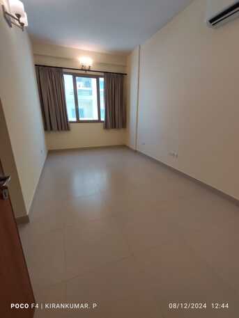 Hidd, Apartments/Houses, BHD 250/month,  2 BR,  120 Sq. Meter,  2 Bhk Semi Furnished Flat Available In Hidd Call Aleena
