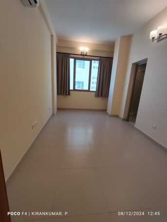 Hidd, Apartments/Houses, BHD 250/month,  2 BR,  120 Sq. Meter,  2 Bhk Semi Furnished Flat Available In Hidd Call Aleena