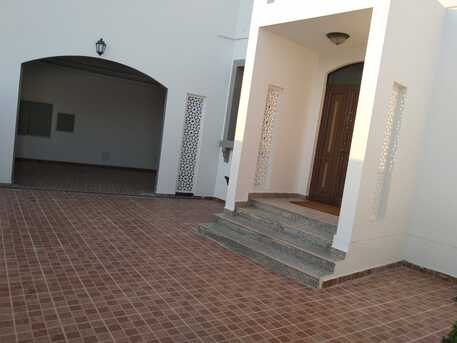 Busaiteen, Villas, BHD 650,  Furnished,  Fully Furnished 3bhk Compound Villa Inclusive In Busaiteen Near Francis