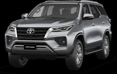 Cairo, Automotive, ايجار يومى بالسائق تويوتا فورتشنر 4*4