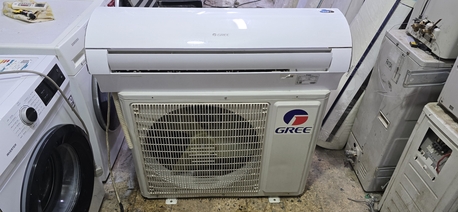 Al Iskan, Air Conditioners, SAR 1,  Selling All Types Of Used  Split & Window Air Conditioner