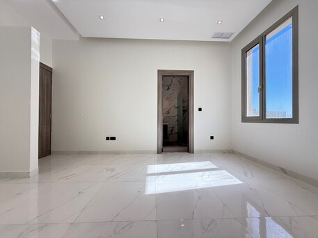 Kuwait City, Apartments/Houses, KWD 1250/month,  4 BR,  Salwa &ndash; Sea View Specious, Four Bedroom Floor W/balcony